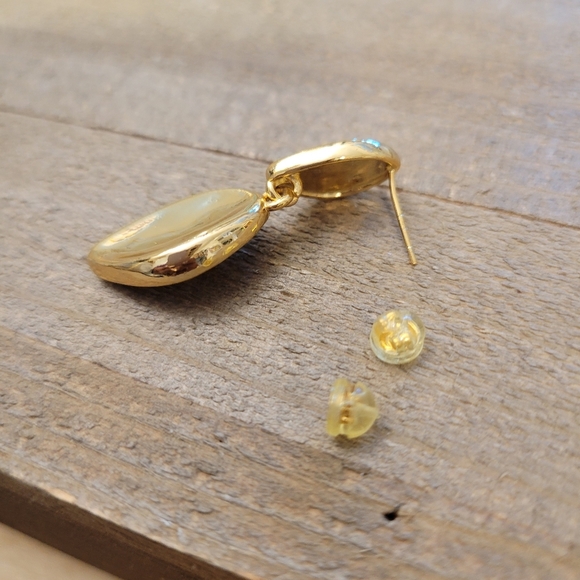 14kt Gold Plated Drop Earrings • Brand New • Pale Shiny Gold - Picture 3 of 3